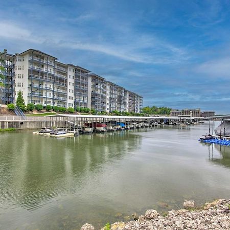 Breezy Lake Ozark Escape Dock, Slip And Pool! Apartment Bagian luar foto