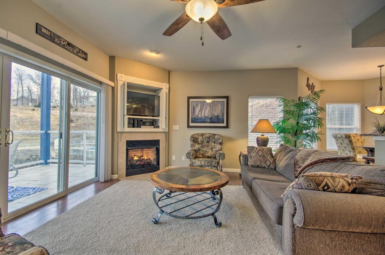 Breezy Lake Ozark Escape Dock, Slip And Pool! Bagian luar foto