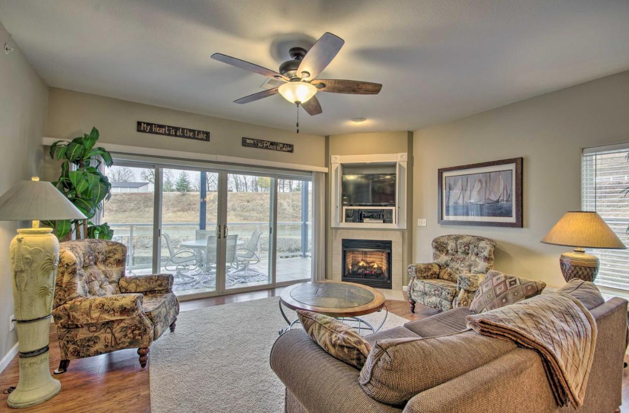 Breezy Lake Ozark Escape Dock, Slip And Pool! Bagian luar foto