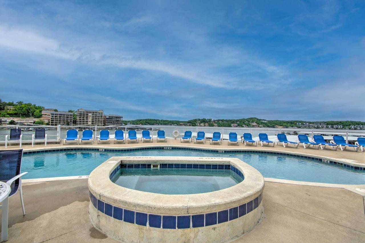 Breezy Lake Ozark Escape Dock, Slip And Pool! Apartment Bagian luar foto