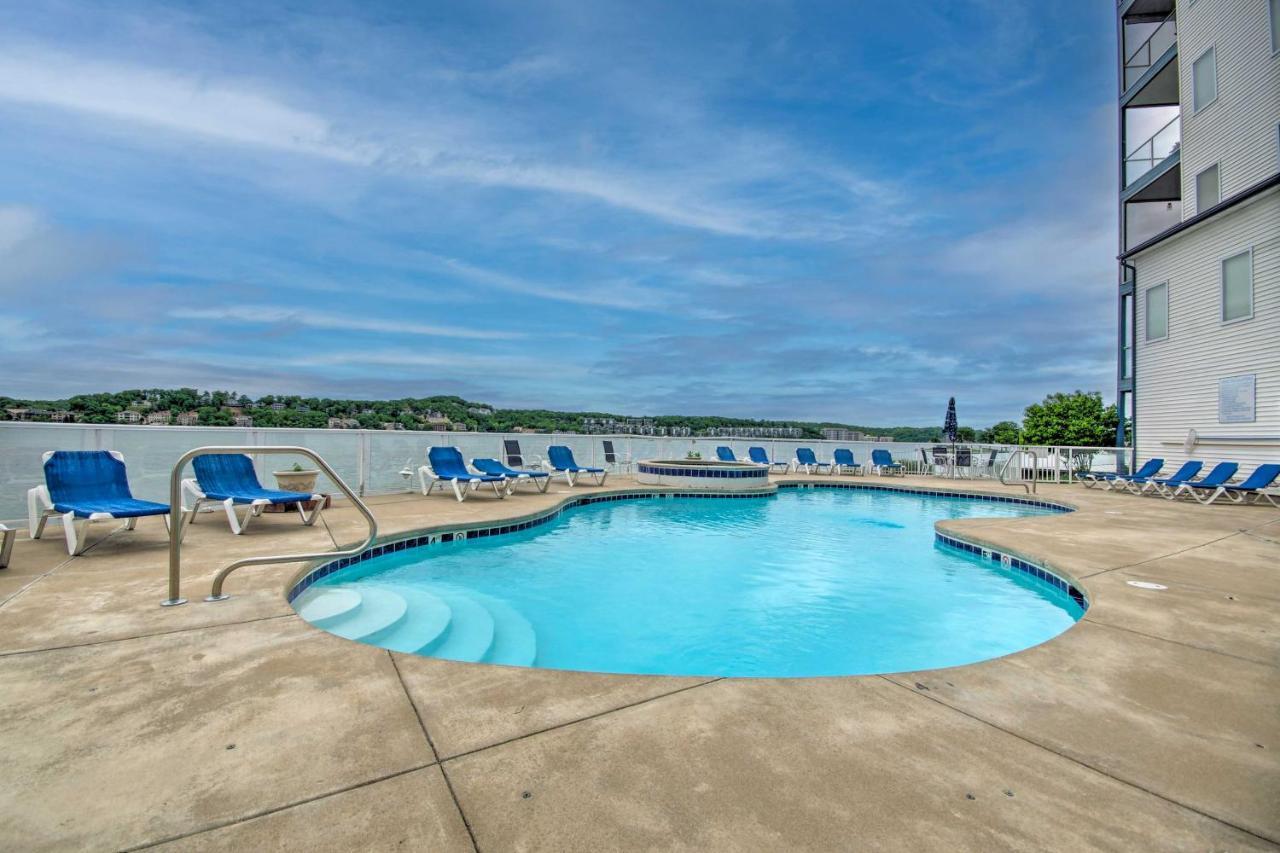 Breezy Lake Ozark Escape Dock, Slip And Pool! Apartment Bagian luar foto