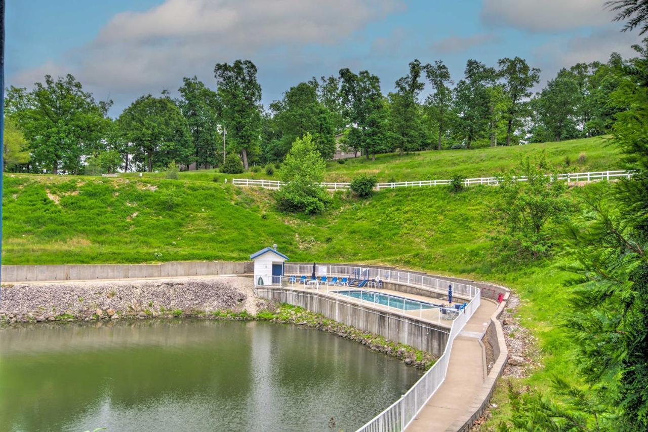 Breezy Lake Ozark Escape Dock, Slip And Pool! Bagian luar foto