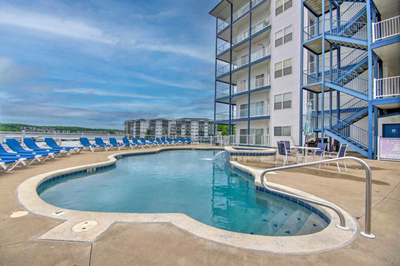 Breezy Lake Ozark Escape Dock, Slip And Pool! Bagian luar foto